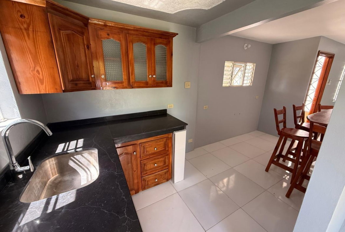 Eighth image of 412-5th av Eltham Acres in Spanish Town, St. Catherine, Jamaica - property is For Rent