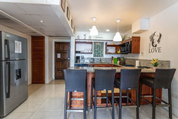 Fourth image of 602- 11 Queens Dr, St. James in Montego Bay, St. James, Jamaica - property is For Sale