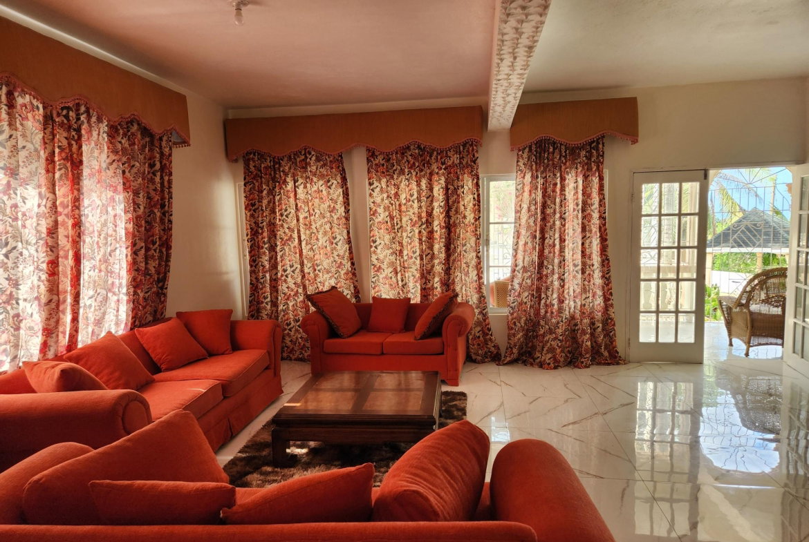 Twelfth image of Apt a- Unity Hall in Unity Hall, St. James, Jamaica - property is For Rent
