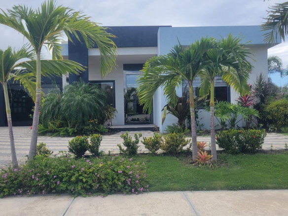 First image of 450- Paradisiac Beach Club in Richmond, St. Ann, Jamaica - property is For Sale