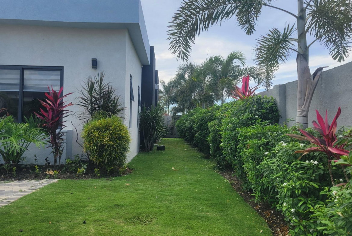 Fourth image of 450- Paradisiac Beach Club in Richmond, St. Ann, Jamaica - property is For Sale