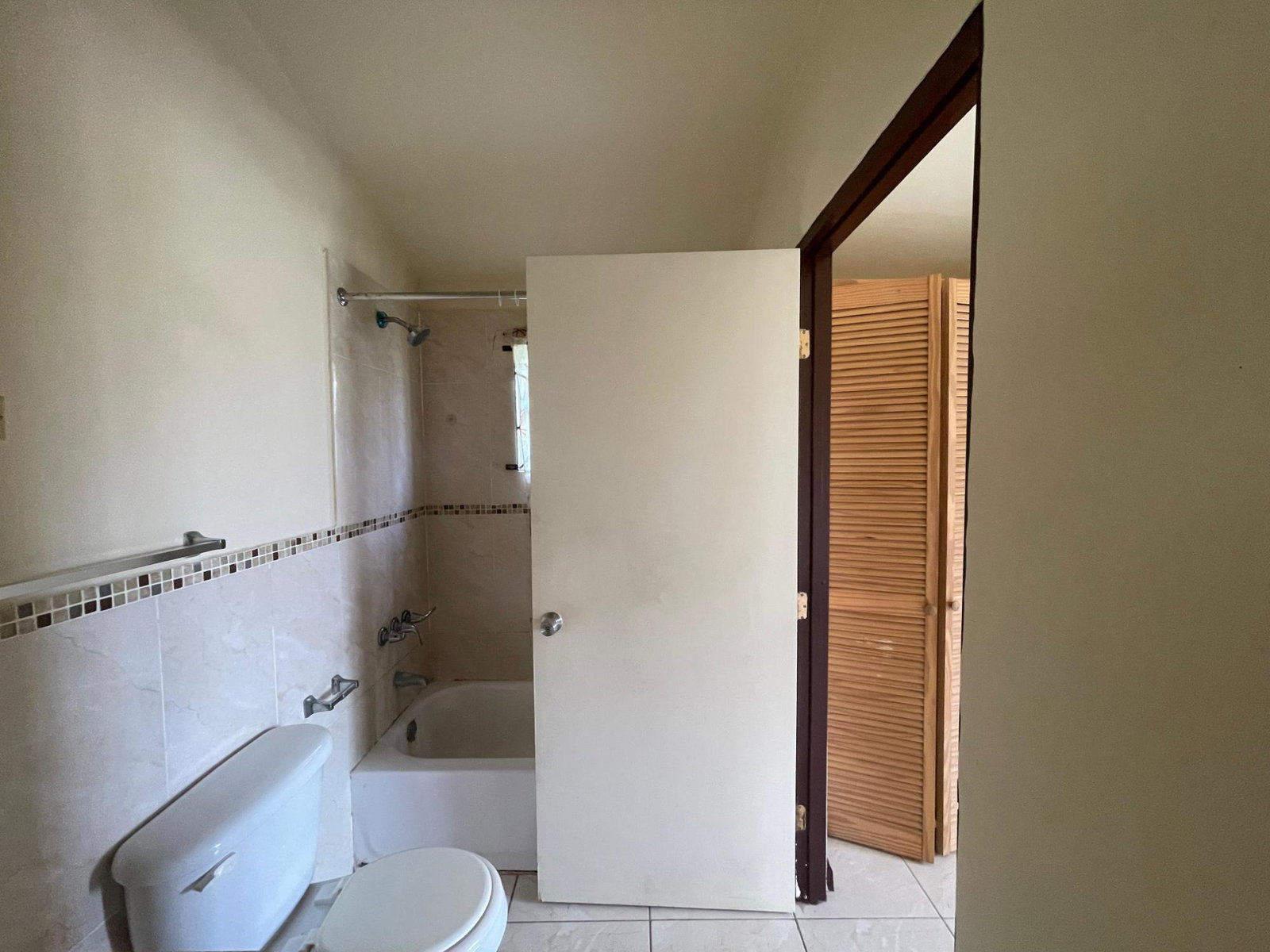 Twenty-Second image of 85 Myrtle Place in Old Harbour, St. Catherine, Jamaica - property is For Rent