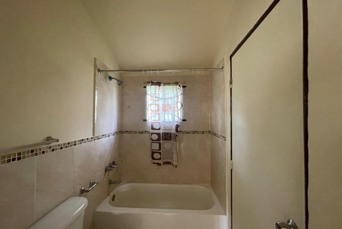 Twenty-Third image of 85 Myrtle Place in Old Harbour, St. Catherine, Jamaica - property is For Rent