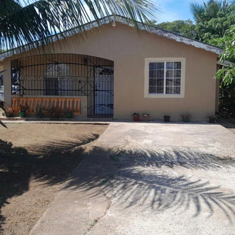 First image of 85 Myrtle Place in Old Harbour, St. Catherine, Jamaica - property is For Rent