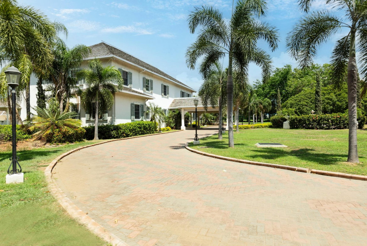 First image of 1 Montrose Road in Kingston 10, St. Andrew, Jamaica - property is For Sale