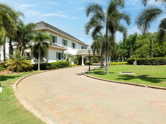 Prestigious Golden Triangle Estate for Sale – 1 Montrose Road, Kingston, Jamaica 9 First image of 1 Montrose Road in Kingston 10, St. Andrew, Jamaica - property is For Sale