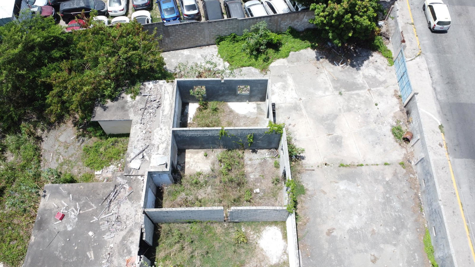 Second image of 1 Roosevelt Avenue in Kingston 6, St. Andrew, Jamaica - property is For Sale