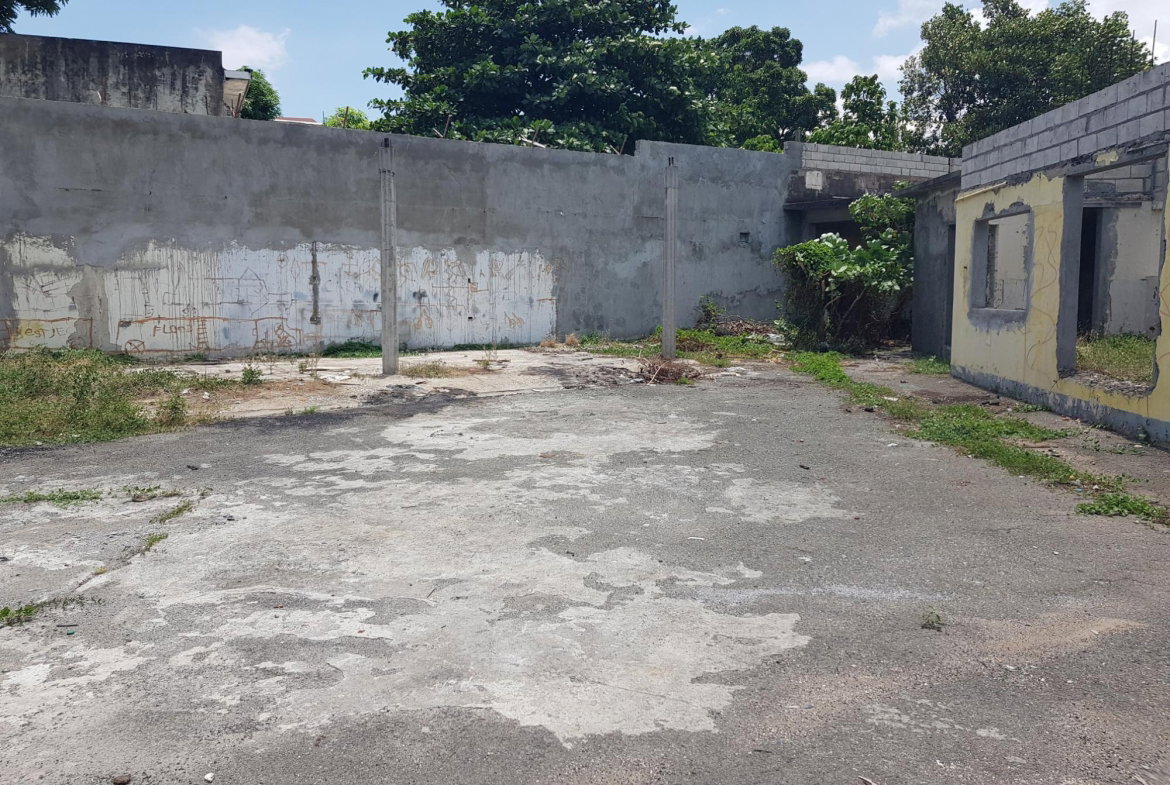 Ninth image of 1 Roosevelt Avenue in Kingston 6, St. Andrew, Jamaica - property is For Sale