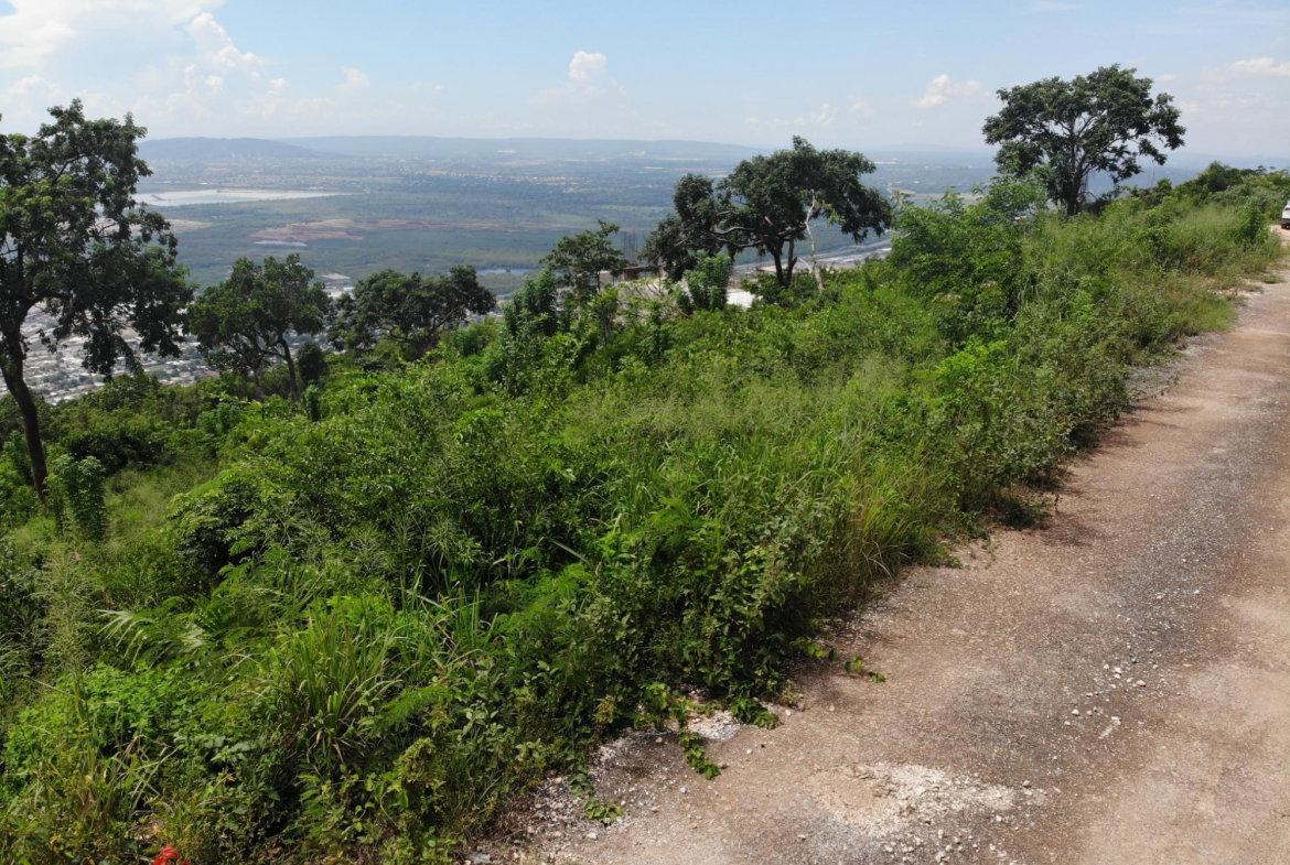 Sixteenth image of 23 Pinewood Drive in Red Hills, St. Andrew, Jamaica - property is For Sale