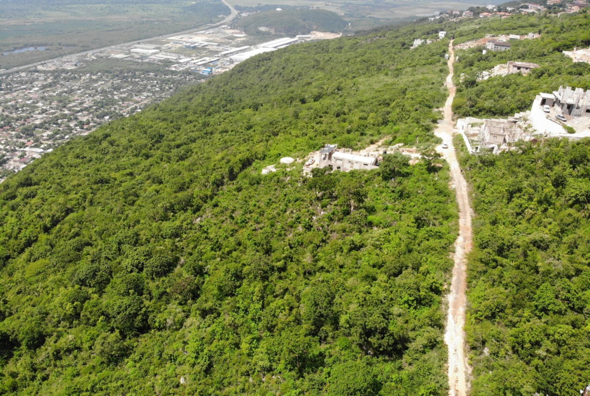 Fourth image of 23 Pinewood Drive in Red Hills, St. Andrew, Jamaica - property is For Sale