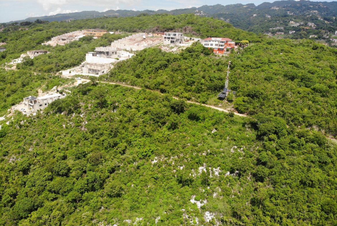 Sixth image of 23 Pinewood Drive in Red Hills, St. Andrew, Jamaica - property is For Sale