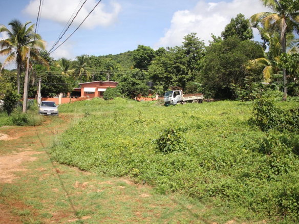 First image of Middle Quarters in MIDDLE QUARTERS, St. Elizabeth, Jamaica - property is For Sale