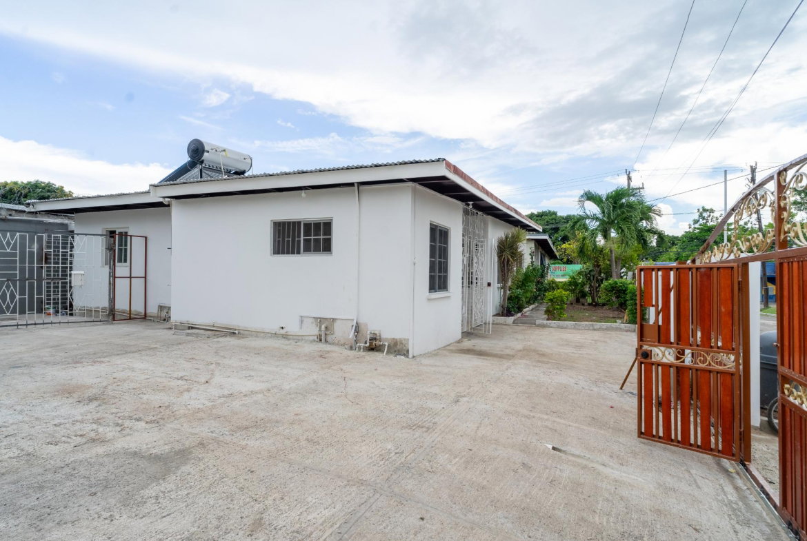 Third image of 2-15a Calcraft Avenue Kingston in Kingston 8, St. Andrew, Jamaica - property is For Rent