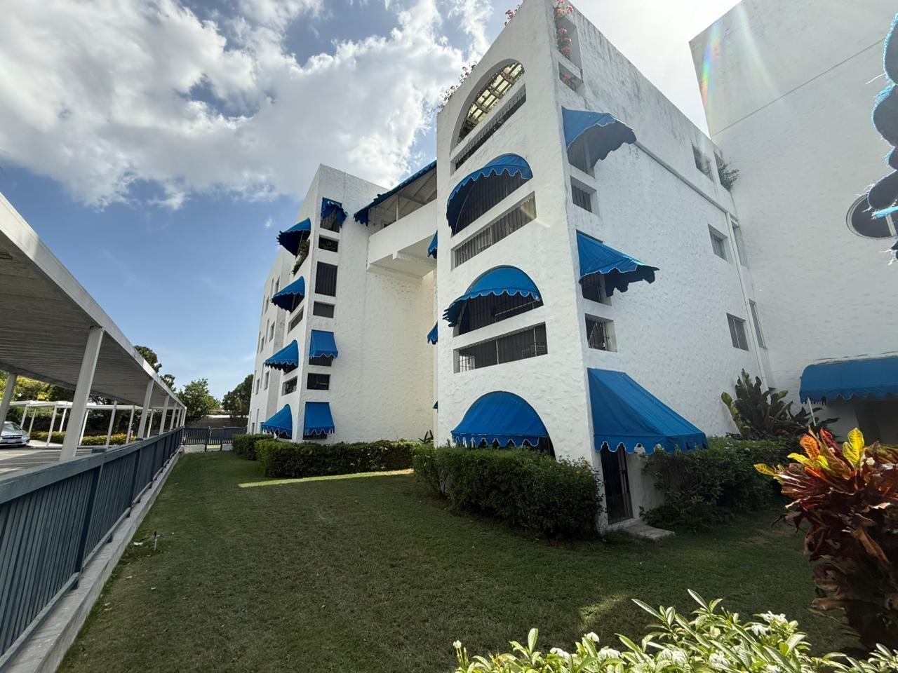Renovated-2-Bedroom-Apartment-for-Rent-at-Embassy-Apartments-St.-Andrew-Jamaica Second image of 3f-17 Kingsway Avenue in Kingston 10, St. Andrew, Jamaica - property is For Rent