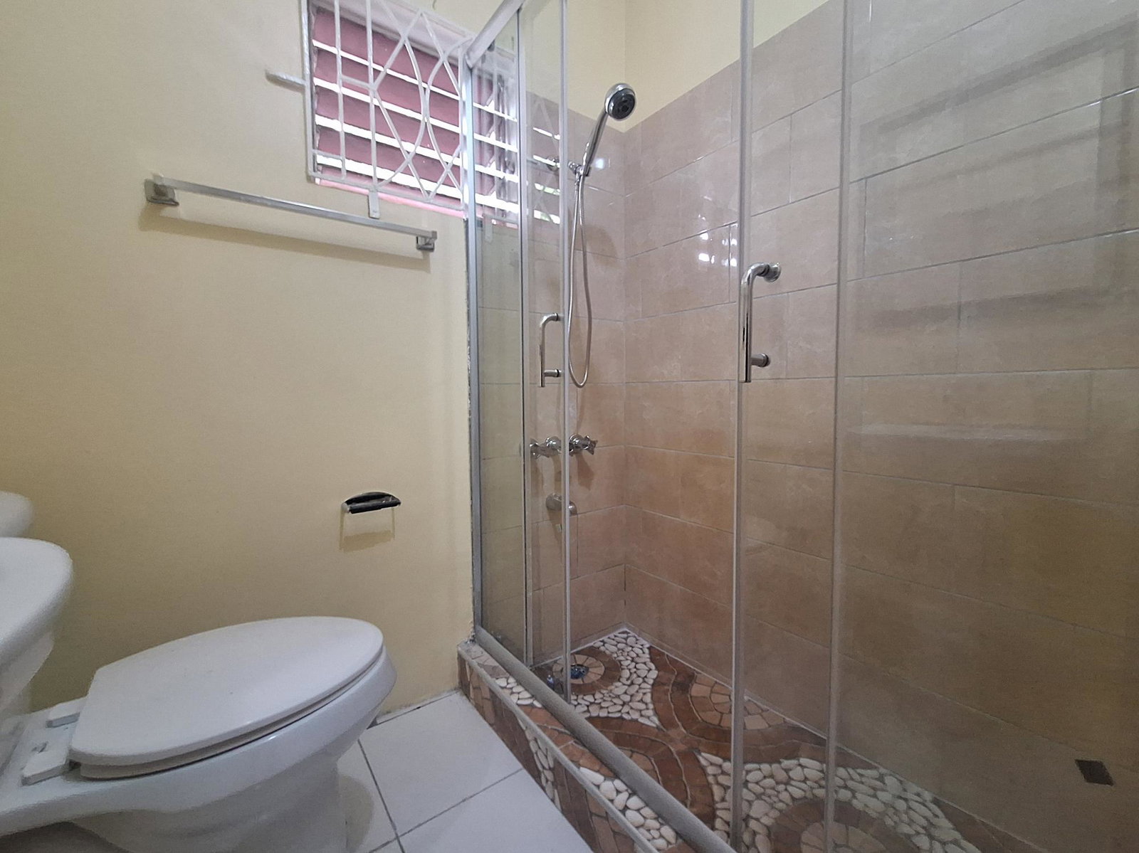 Twelfth image of 1-3 Seaton Hurst Drive in Kingston 5, St. Andrew, Jamaica - property is For Rent