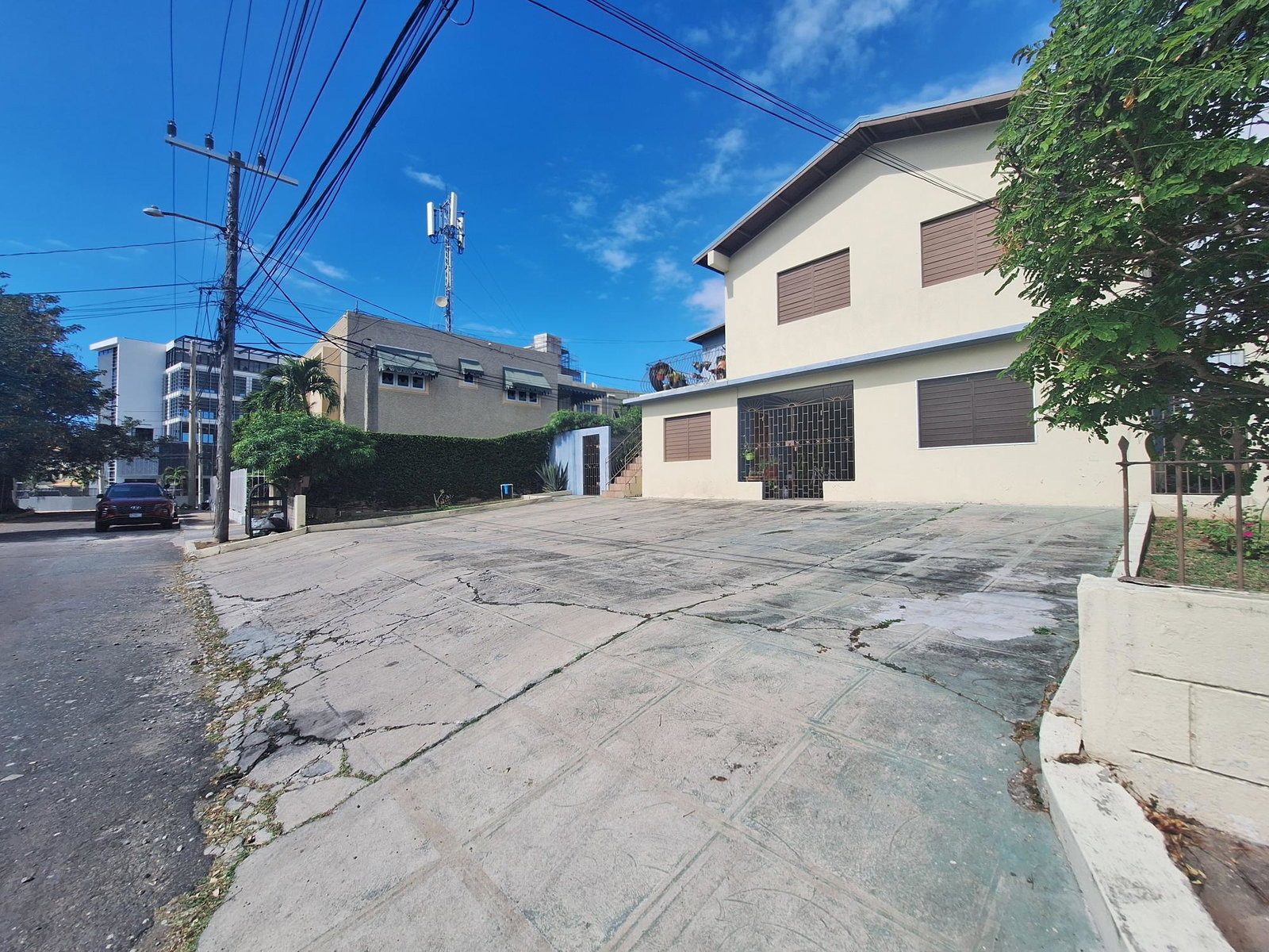 Twenty-Seventh image of 1-3 Seaton Hurst Drive in Kingston 5, St. Andrew, Jamaica - property is For Rent