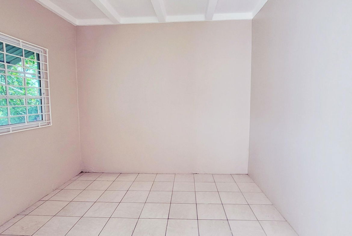 Sixth image of 135 North East 20th Street in Greater Portmore, St. Catherine, Jamaica - property is For Rent