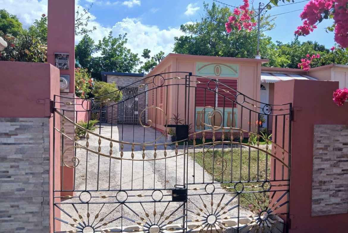 Second image of 325 Allamanda Drive, Portmore in Portmore Pines, St. Catherine, Jamaica - property is For Rent