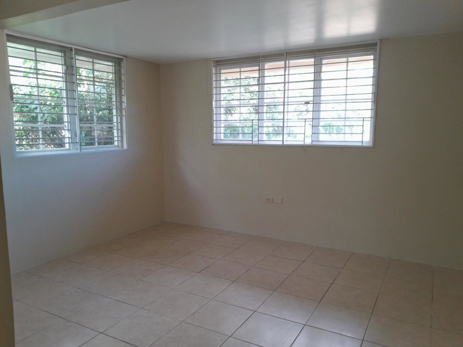 Renovated-3-Bedroom-House-for-Rent-in-Blue-Castle-Drive-St.-Andrew-Jamaica Seventh image of Blue Castle Drive in Kingston 6, St. Andrew, Jamaica - property is For Rent