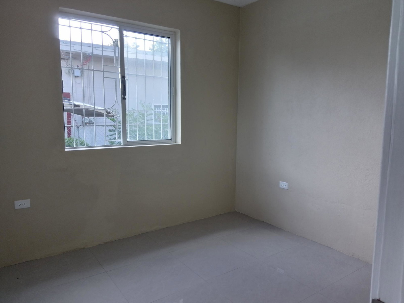 Eleventh image of Druesdale Avenue in Kingston 19, St. Andrew, Jamaica - property is For Rent