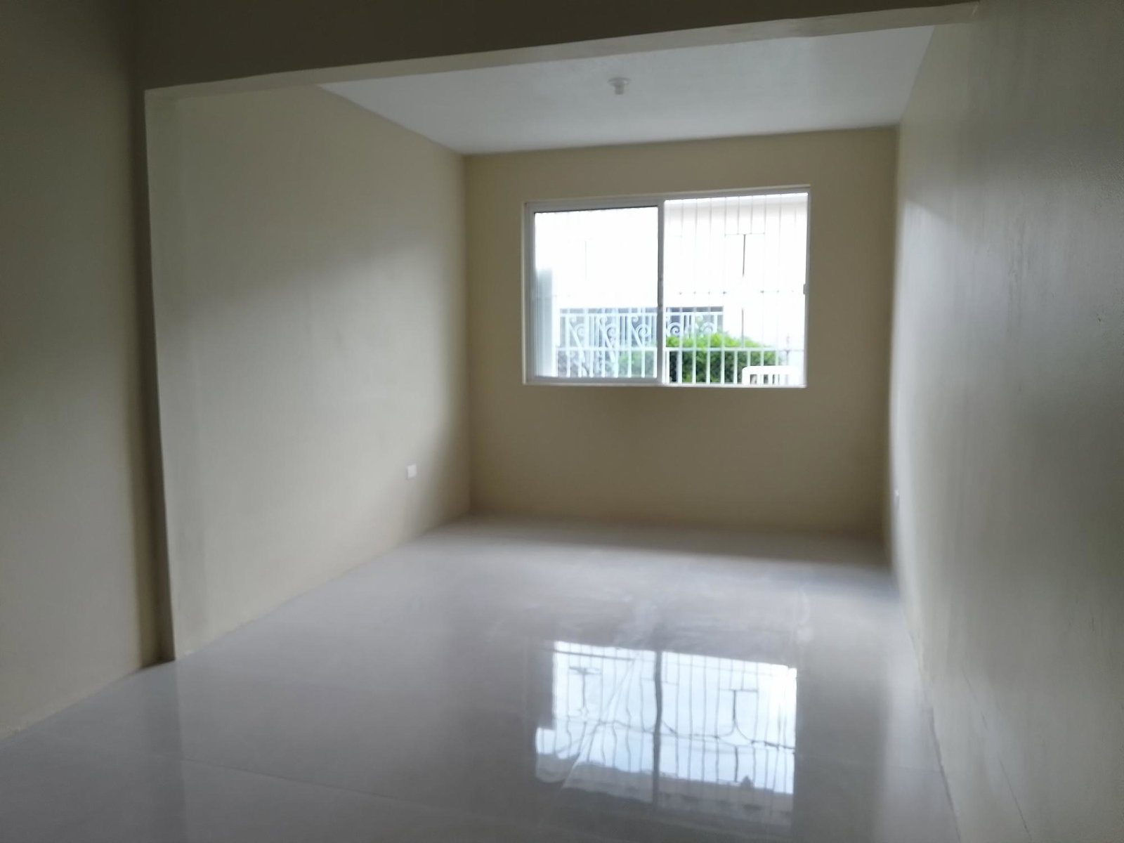 Seventeenth image of Druesdale Avenue in Kingston 19, St. Andrew, Jamaica - property is For Rent