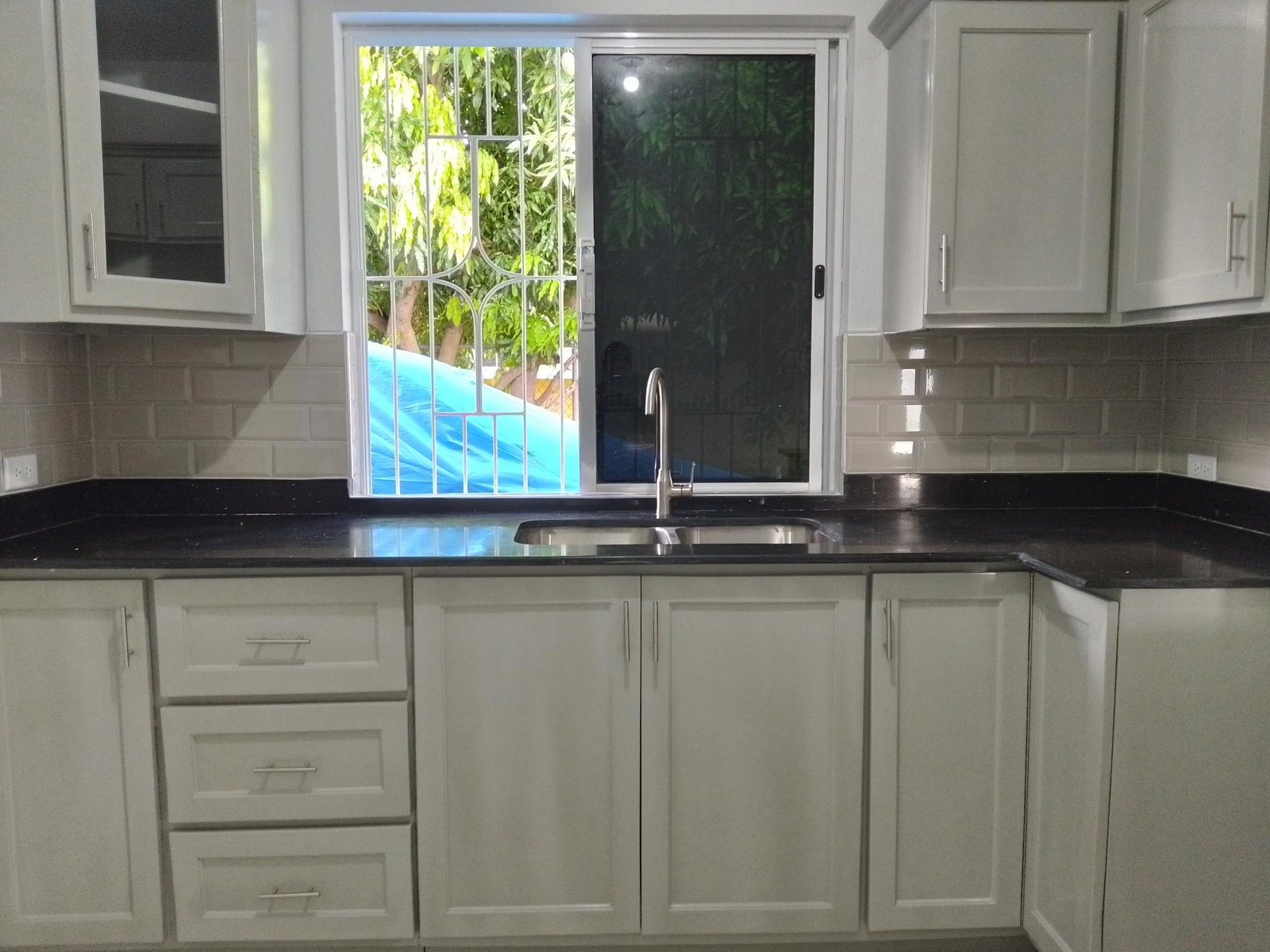 Eighth image of Druesdale Avenue in Kingston 19, St. Andrew, Jamaica - property is For Rent
