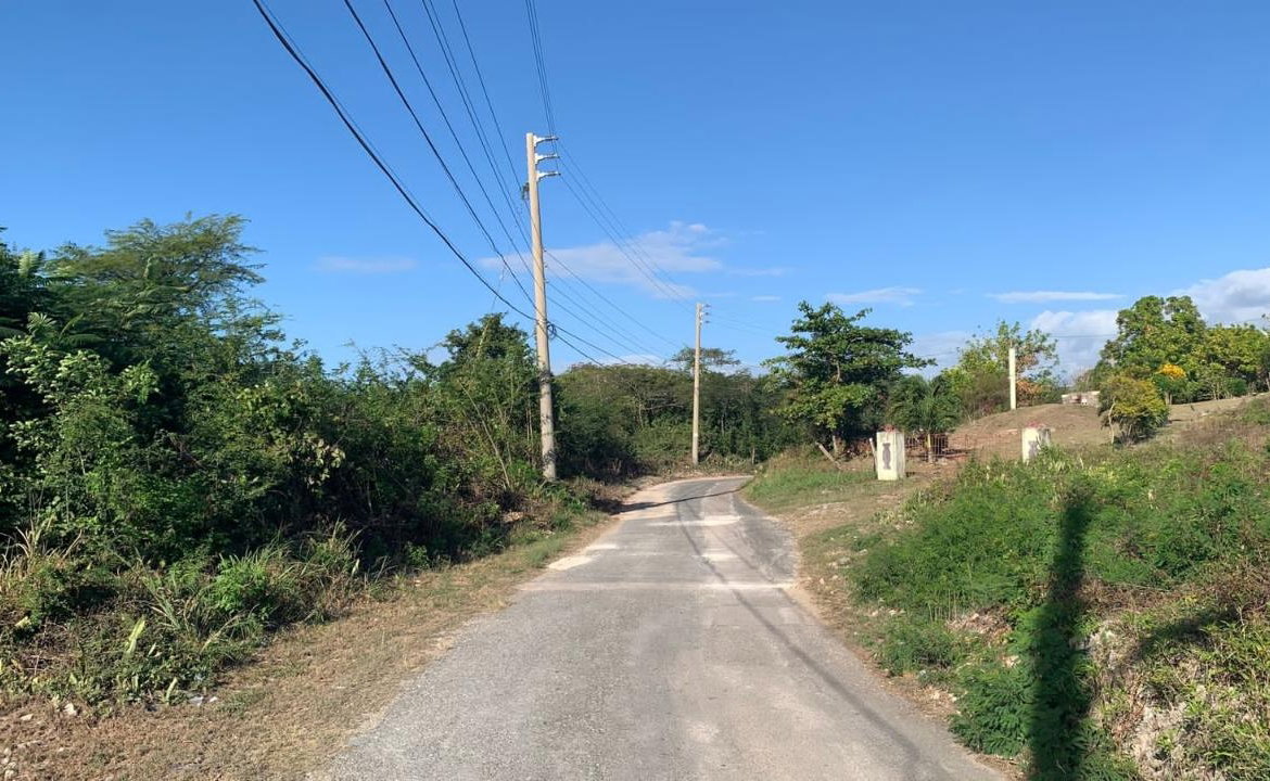 First image of Rosewell in Rosewell, Clarendon, Jamaica - property is For Sale