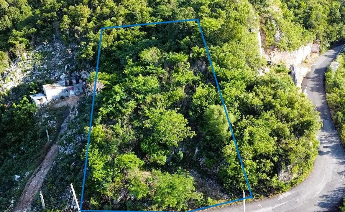 Fourteenth image of 72 Tom Cringle Drive in Red Hills, St. Andrew, Jamaica - property is For Sale