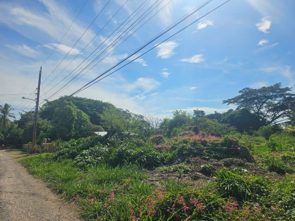 Second image of 9 Lakemore Gardens in Spanish Town, St. Catherine, Jamaica - property is For Sale
