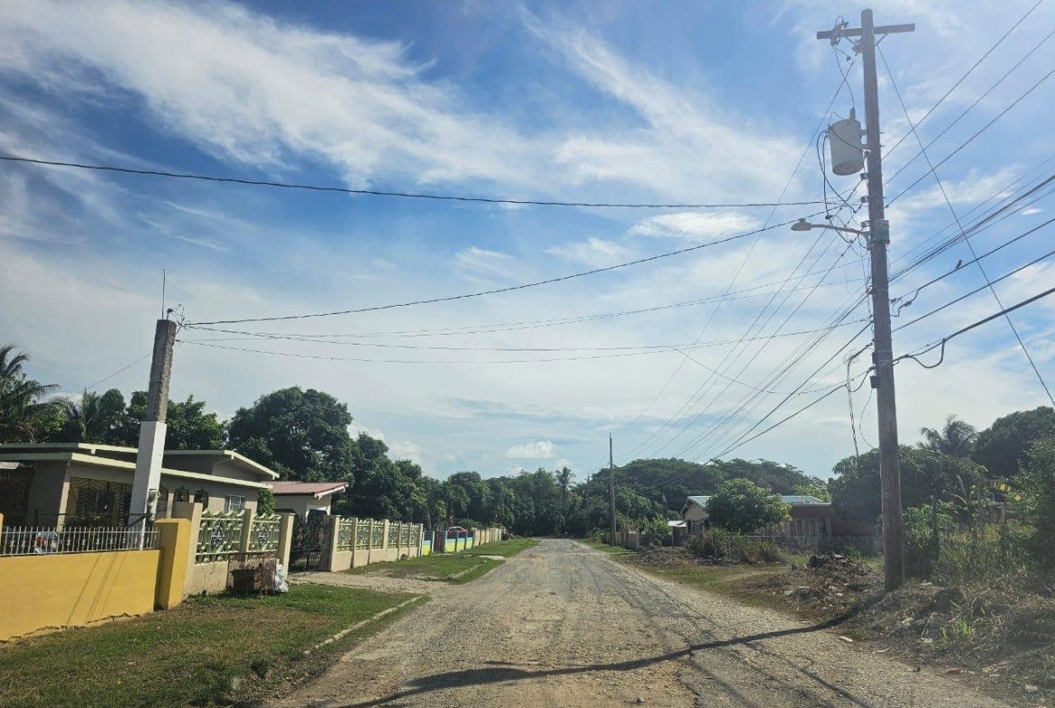 Fourth image of 9 Lakemore Gardens in Spanish Town, St. Catherine, Jamaica - property is For Sale