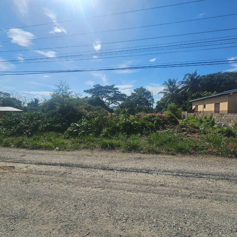 First image of 9 Lakemore Gardens in Spanish Town, St. Catherine, Jamaica - property is For Sale