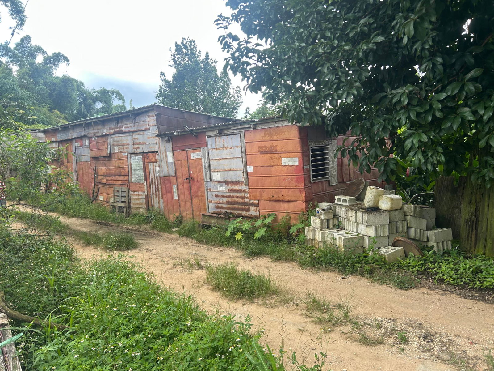 Third image of Cavaliers,st.andrew in Cavaliers P.A., St. Andrew, Jamaica - property is For Sale
