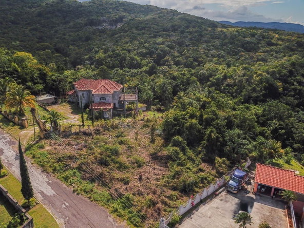 Fourth image of 15- Clarridge Hall in Spring Garden, St. James, Jamaica - property is For Sale