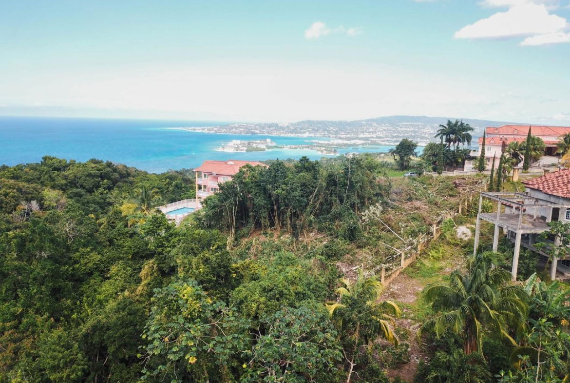 Fifth image of 15- Clarridge Hall in Spring Garden, St. James, Jamaica - property is For Sale