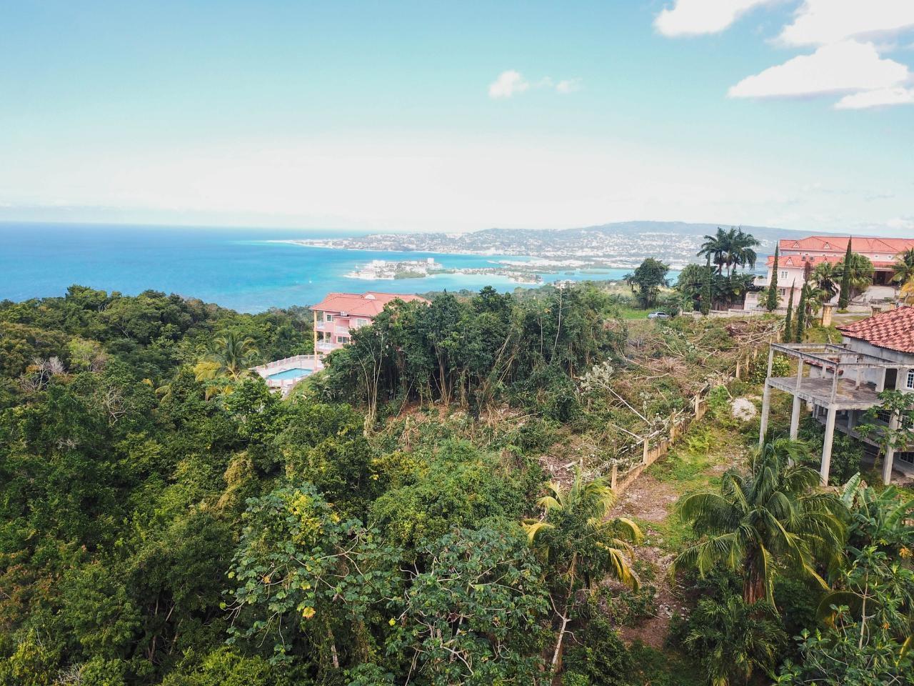 Fifth image of 15- Clarridge Hall in Spring Garden, St. James, Jamaica - property is For Sale