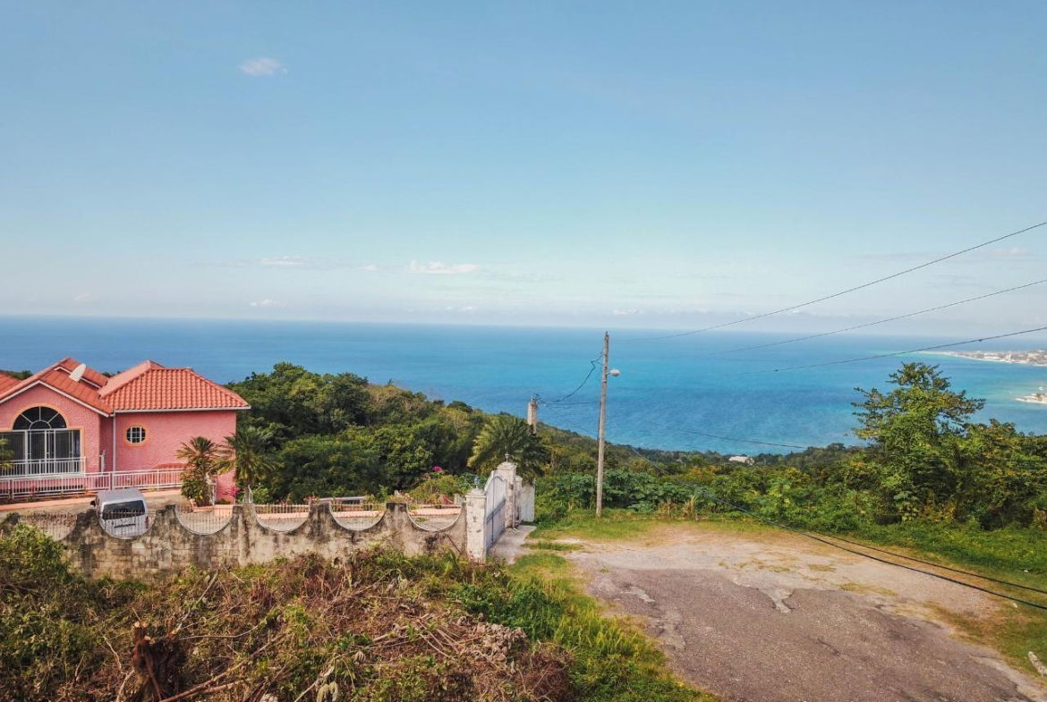 Eighth image of 15- Clarridge Hall in Spring Garden, St. James, Jamaica - property is For Sale