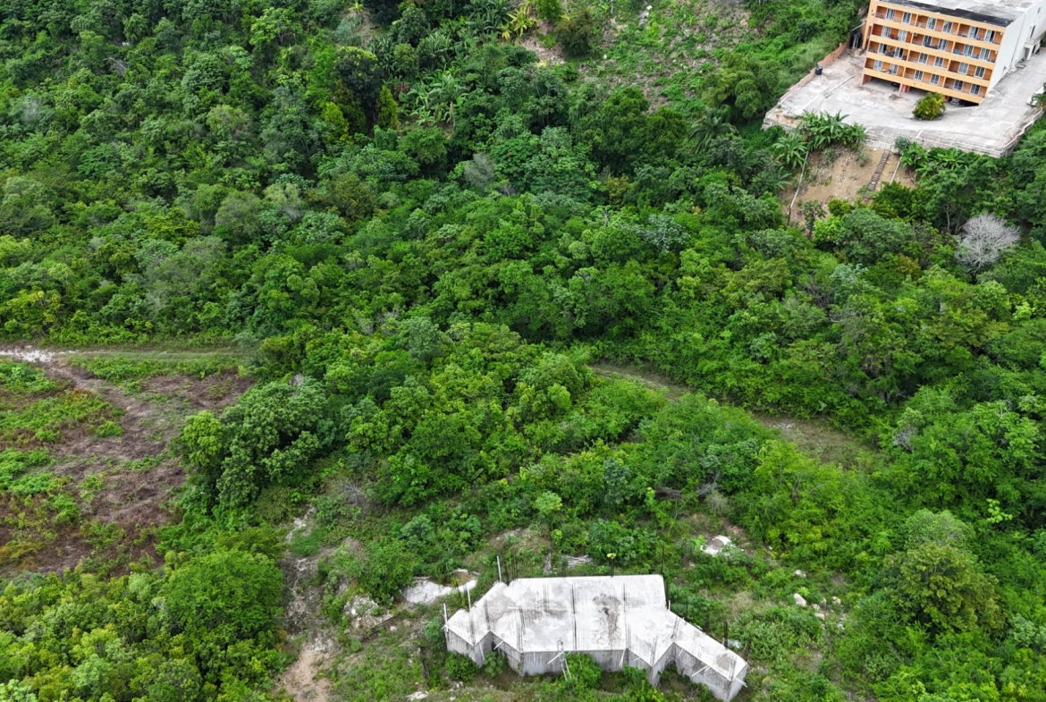 Tenth image of 309 South Hartfield in Montego Bay, St. James, Jamaica - property is For Sale