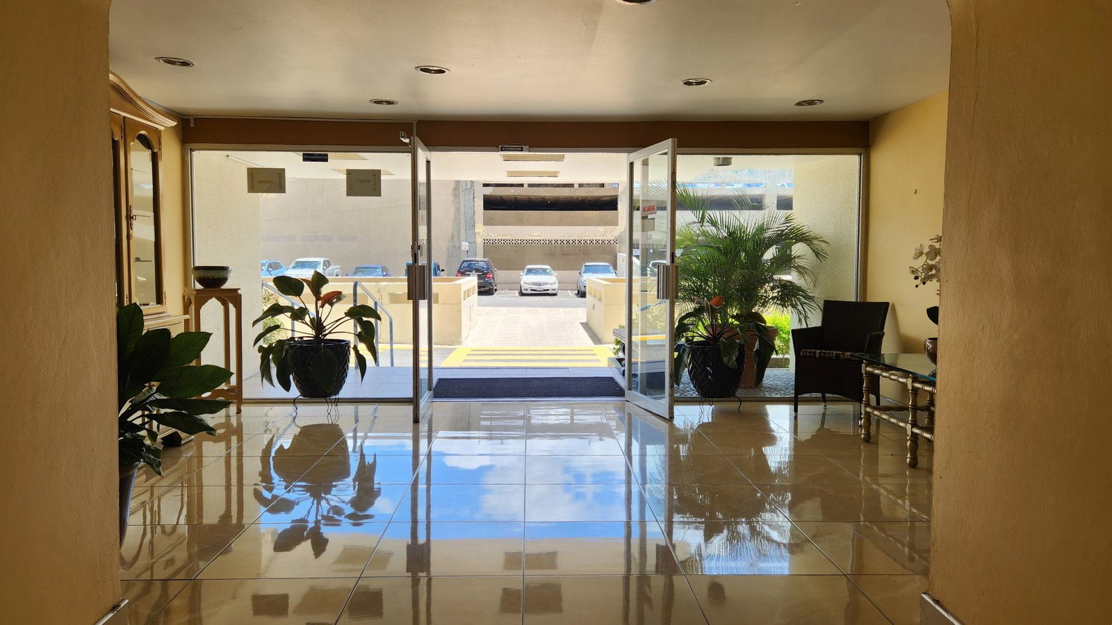 Fifteenth image of Ph1-8 Ocean Boulevard, Kingston in KINGSTON, Kingston, Jamaica - property is For Sale