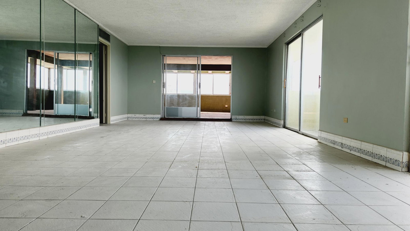 Sixteenth image of Ph1-8 Ocean Boulevard, Kingston in KINGSTON, Kingston, Jamaica - property is For Sale