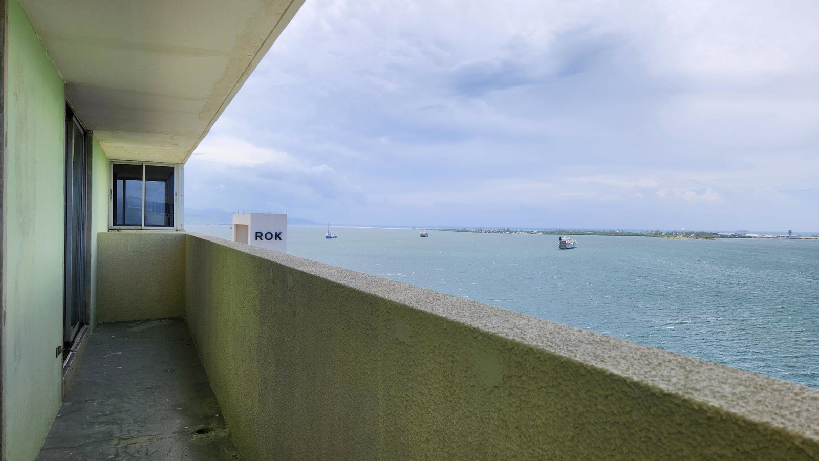 Seventeenth image of Ph1-8 Ocean Boulevard, Kingston in KINGSTON, Kingston, Jamaica - property is For Sale