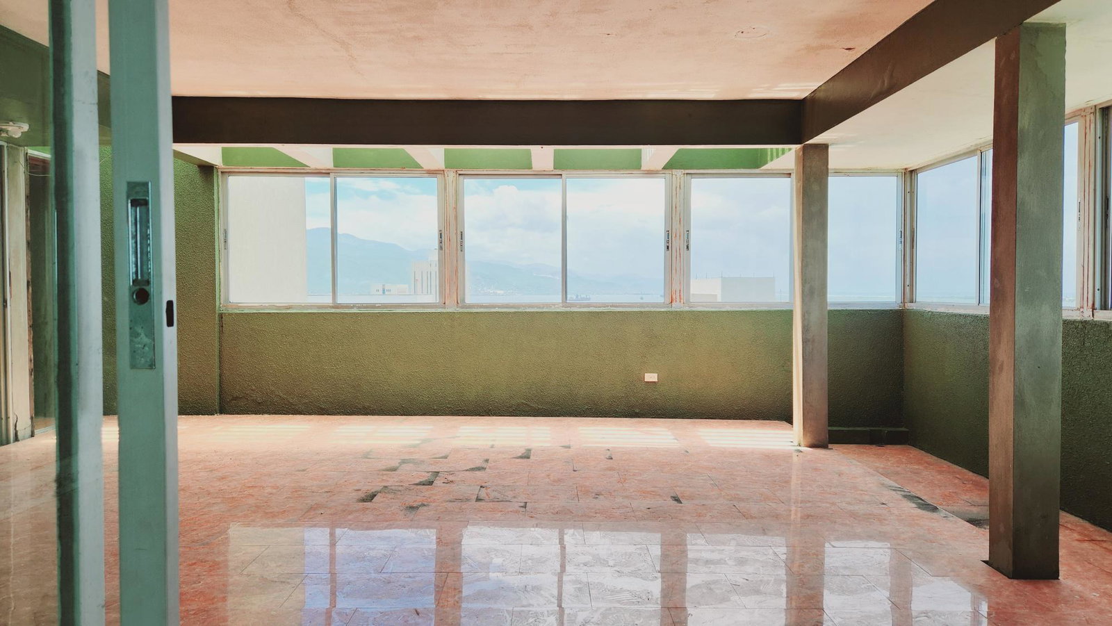 Nineteenth image of Ph1-8 Ocean Boulevard, Kingston in KINGSTON, Kingston, Jamaica - property is For Sale