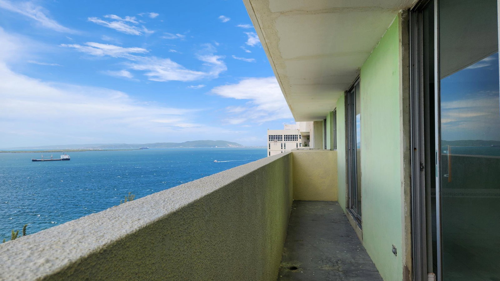 Tenth image of Ph1-8 Ocean Boulevard, Kingston in KINGSTON, Kingston, Jamaica - property is For Sale
