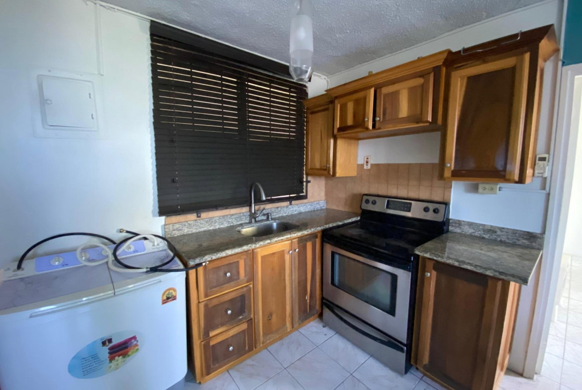 Fourth image of 306b-12-16 Oxford Road in Kingston 5, St. Andrew, Jamaica - property is For Rent