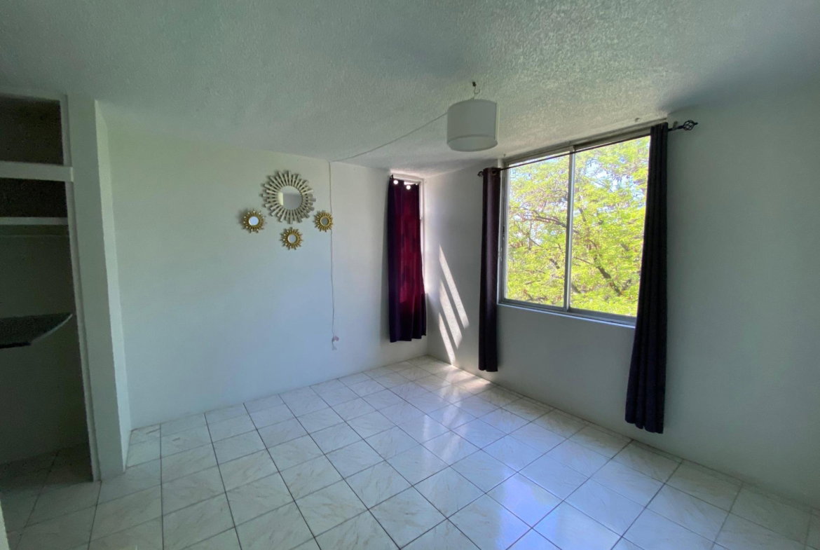 Fifth image of 306b-12-16 Oxford Road in Kingston 5, St. Andrew, Jamaica - property is For Rent