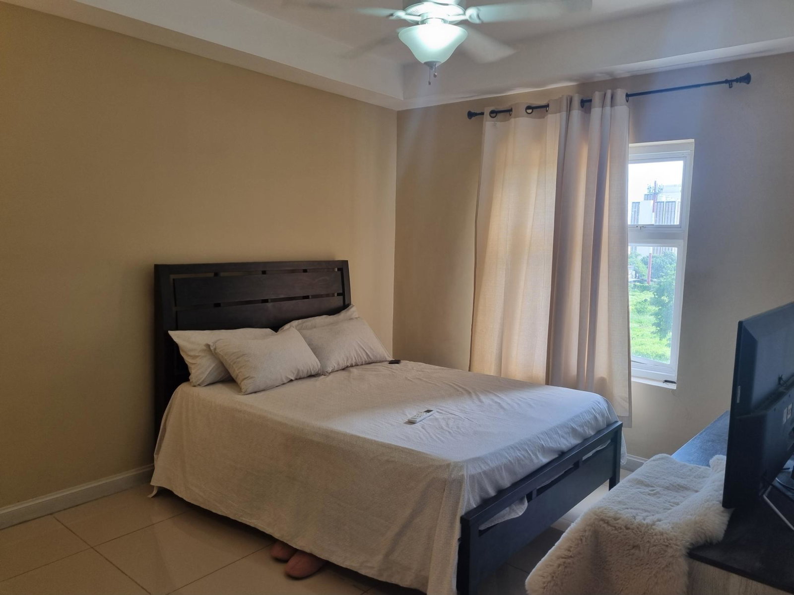 Thirteenth image of 410-1-3 Ruthven Road in Kingston 5, St. Andrew, Jamaica - property is For Rent