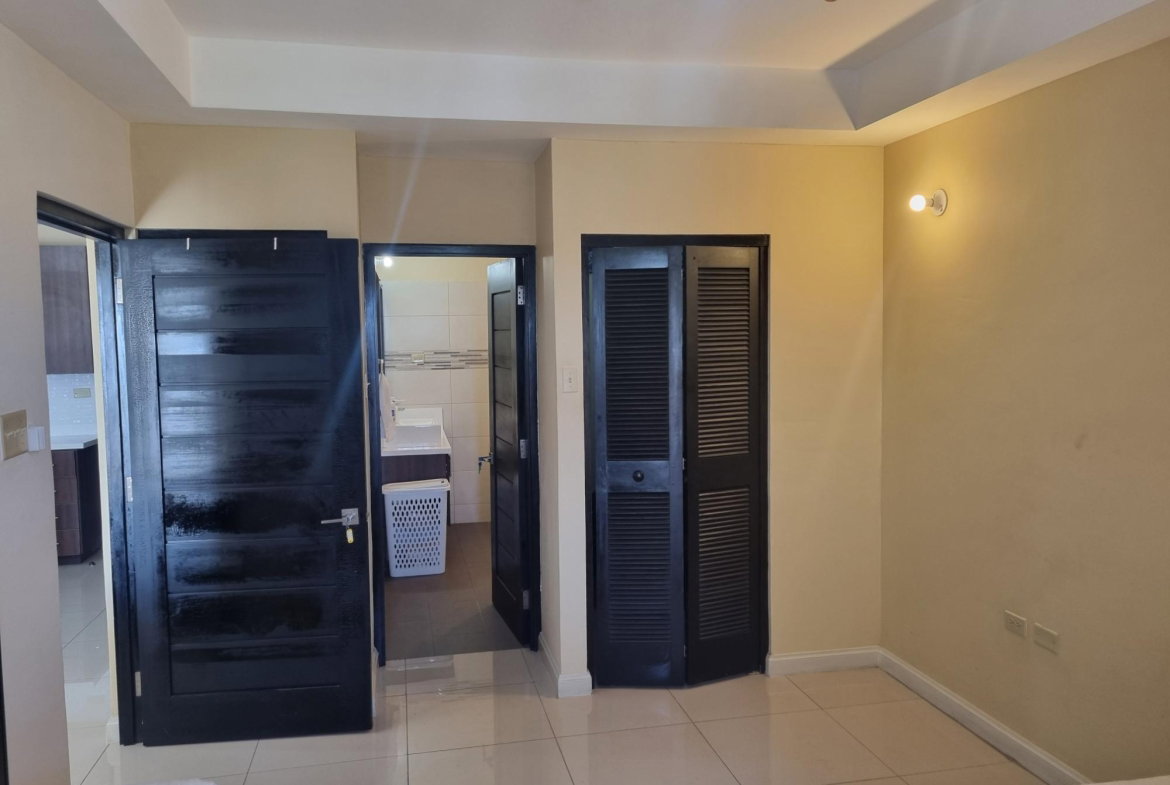 Fourteenth image of 410-1-3 Ruthven Road in Kingston 5, St. Andrew, Jamaica - property is For Rent