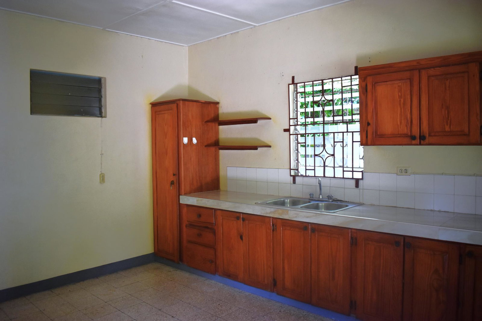 Spacious-1-Bedroom-Flat-for-Rent-in-Ziadie-Gardens-St.-Andrew-Jamaica Seventh image of Ziadie Gardens in Kingston 20, St. Andrew, Jamaica - property is For Rent