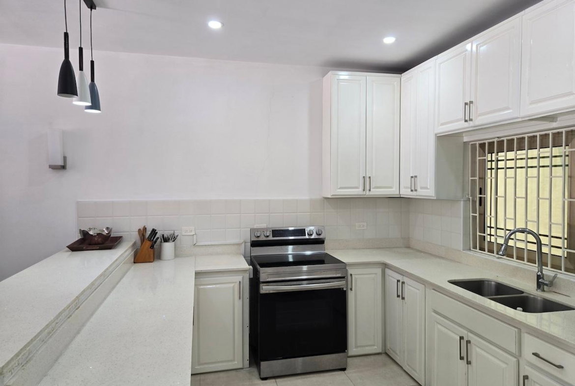 Eleventh image of 15 Leaders Ave, Red Hills in Montego Bay, St. James, Jamaica - property is For Rent