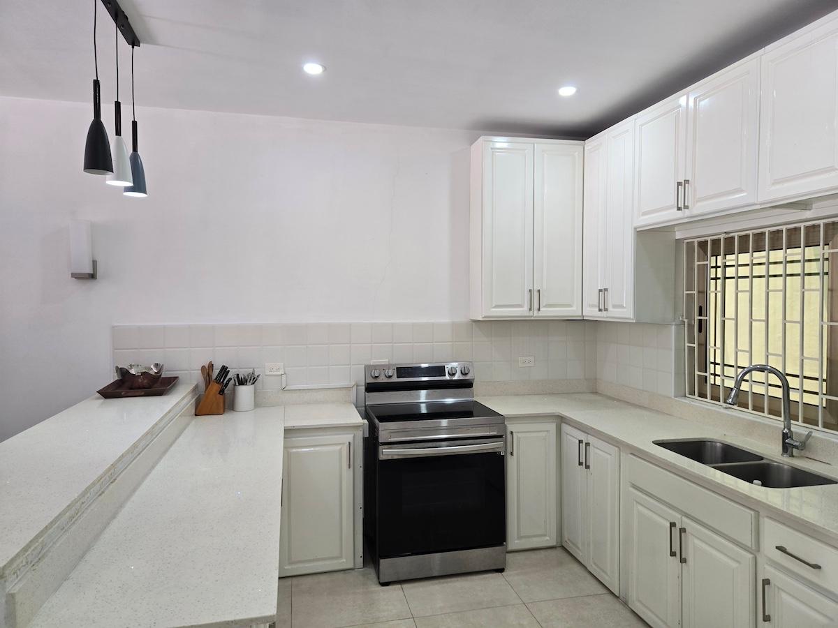 Eleventh image of 15 Leaders Ave, Red Hills in Montego Bay, St. James, Jamaica - property is For Rent