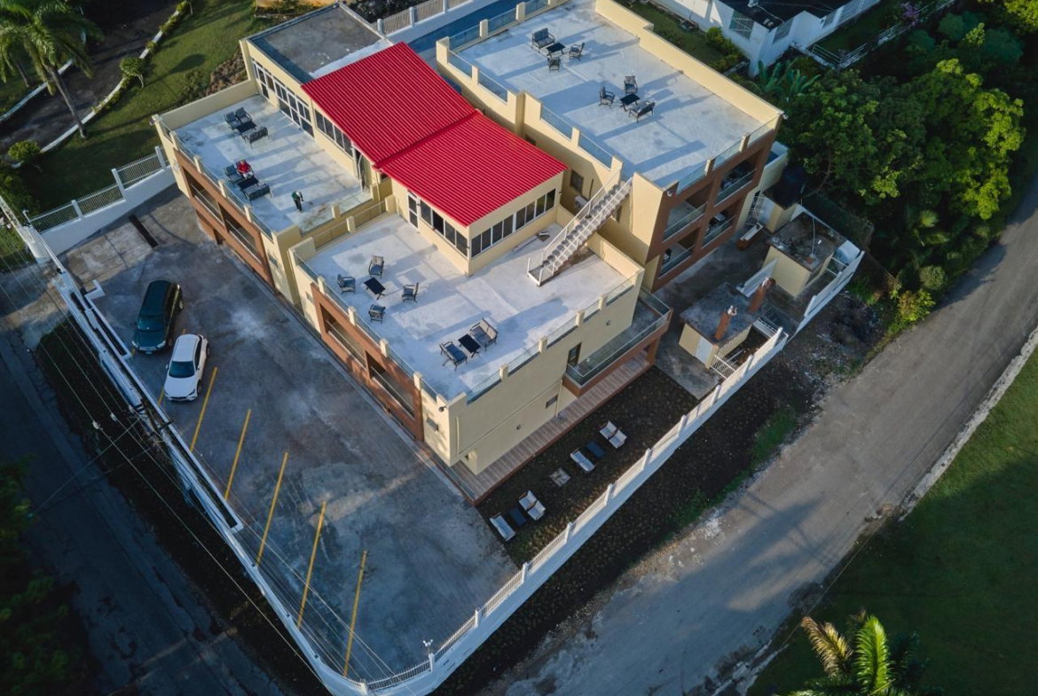 Third image of 15 Leaders Ave, Red Hills in Montego Bay, St. James, Jamaica - property is For Rent